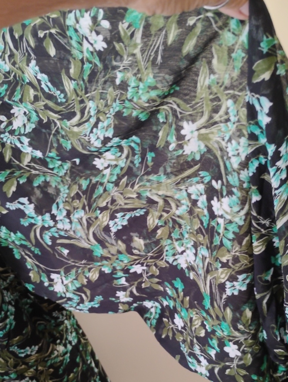 City Chic & Gabby Skye Dresses - Picture 3 of 8